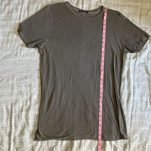Brandy Melville Relaxed Tee - Army Green - Picture 7 of 9